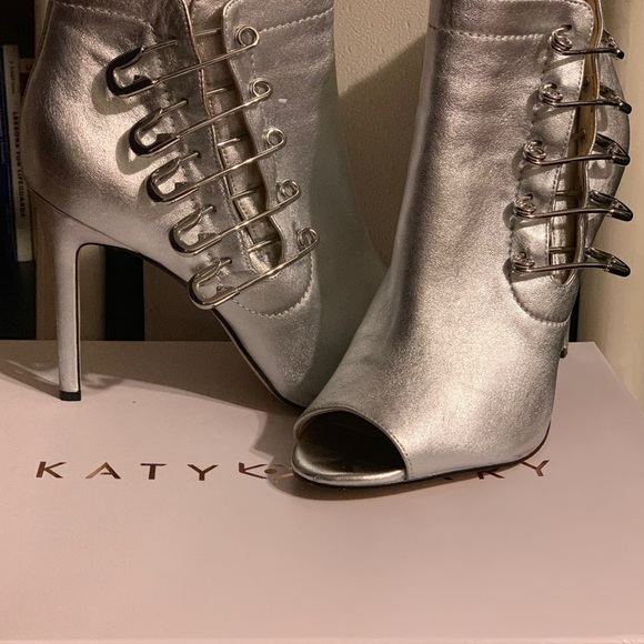 Leather Ankle Boots, Metallic Silver w/ pin detail on outer side & zipper inside - Picture 2 of 7